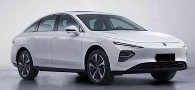 Roewe CSA7009DBEV3Pure electric sedan