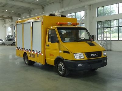 Cheng Li  CL5040XXH6ZX Rescue vehicle