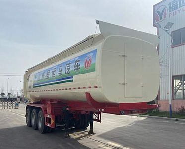 Fuyun Ma  LWG9406ZLS Bulk grain transportation semi-trailer