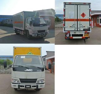 Chunxing  ZZT5060XRQ5 Flammable gas box transport vehicle