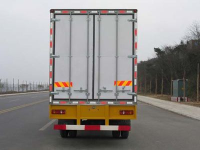 Chufei  CLQ5160XLC4D Refrigerated truck