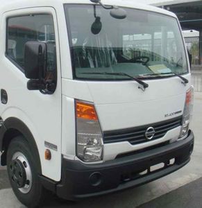 Nissan ZN1041A5Z4 Truck