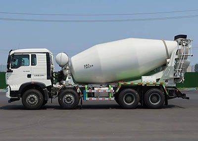 Lingyu  CLY5317GJB30E5B Concrete mixing transport vehicle