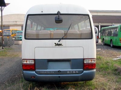 Yangzi  YZL6701TA coach