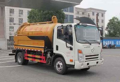 Jiulong ALA5080GQWDY5Cleaning the suction truck