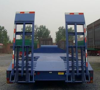 Tianniu  TGC9260TD Low flatbed semi-trailer