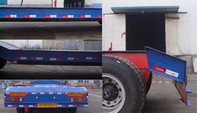 Taicheng  LHT9403TDP Low flatbed semi-trailer