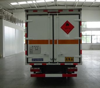 Cheng Li  CL5030XRQ6BXW Flammable gas box transport vehicle