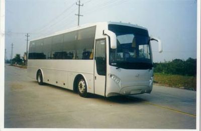 Medium to large  YCK6115HGW2 Sleeper coach