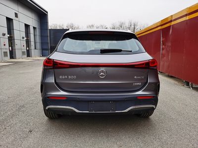 Mercedes Benz BJ7002NABEV1 Pure electric sedan