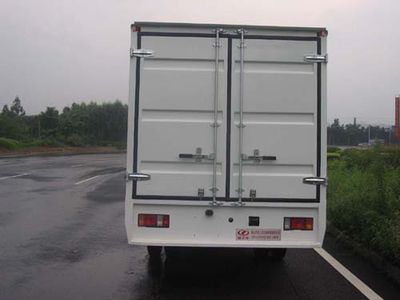 Lu Zhi You  ZHF5070XXY Box transport vehicle