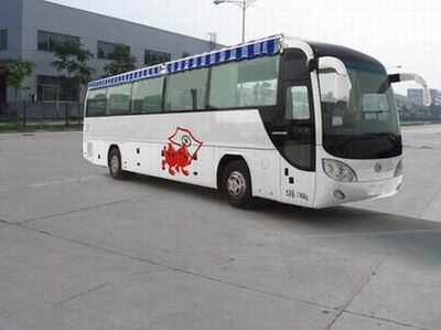 Yutong ZK5171XYLAAMedical vehicle