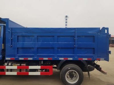 Huatong brand automobiles HCQ5046ZDJKM5 Compressed docking garbage truck