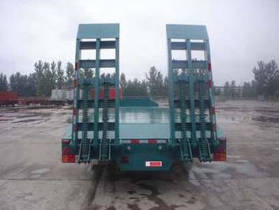 Luchi  LC9402TDP Low flatbed semi-trailer