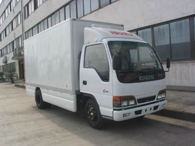 Isuzu  NKR55LLEAJX Box truck