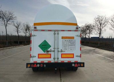 Luxi  LXZ9402GDY Low temperature liquid transport semi-trailer