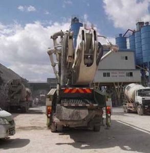 City Cheetah HDL5331THB Concrete pump truck