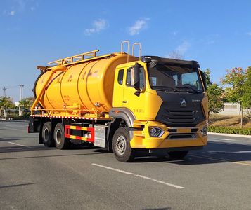 Cheng Li  CL5258GQW6ZH Cleaning the suction truck