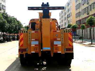 Cheng Liwei  CLW5185TQZC6 Obstacle clearing vehicle