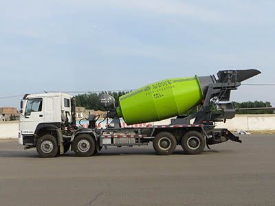 Lingyu  CLY5317GJB36E1 Concrete mixing transport vehicle