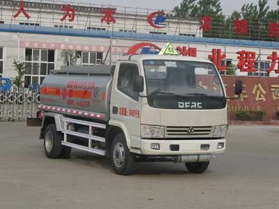 Cheng Liwei  CLW5060GHY3 Chemical liquid transport vehicle