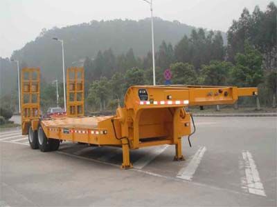 Huilian Automobile HLC9343TDP Low flatbed semi-trailer