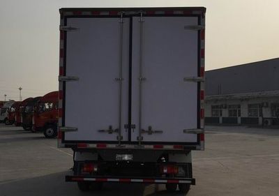 Haowo  ZZ5047XLCH3315F145 Refrigerated truck