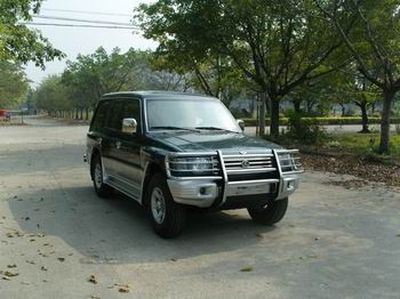 Baolong  TBL5029XYCF8 Bulletproof cash transport vehicle