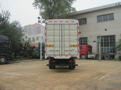 Haowo  ZZ5127CCYD4215D1 Grate type transport vehicle