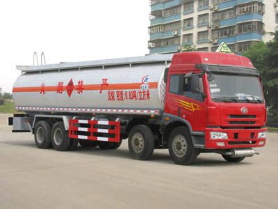 Cheng Liwei  CLW5312GHYC3 Chemical liquid transport vehicle