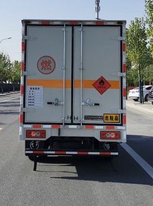 Zhengyuan brand automobile LHG5041XRQFT08 Flammable gas box transport vehicle