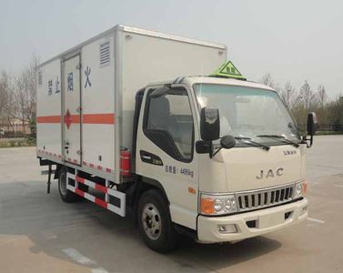 Yujima  YJM5042XRQ Flammable gas box transport vehicle