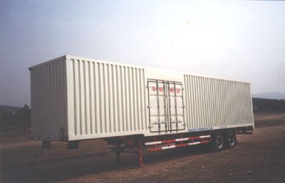 Huajun  ZCZ9165XXY Box transport semi-trailer