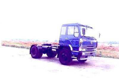 Dongfeng  EQ4180GE1 Tractor