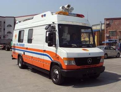 Les  LES5070XZHBC Command vehicle