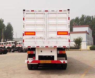 Liangfeng  YL9402XXY Box transport semi-trailer