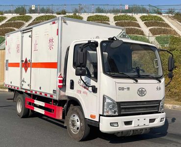 Tongruitong  CAA5040XRYC6 Flammable liquid box transport vehicle