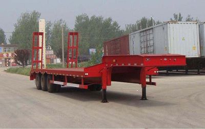 Luchi LC9404TDPLow flatbed semi-trailer