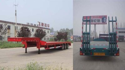 Luchi  LC9404TDP Low flatbed semi-trailer