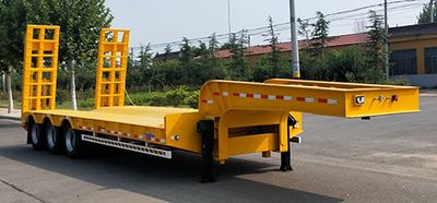 Chiheng Kyushu  CHV9402TDP Low flatbed semi-trailer