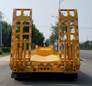 Chiheng Kyushu  CHV9402TDP Low flatbed semi-trailer