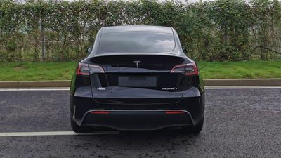 Tesla TSL6480BEVAR2 Pure electric multi-purpose passenger vehicles