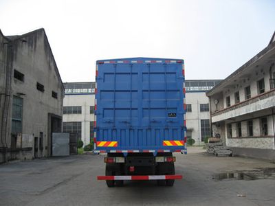 Jianghuan brand automobiles GXQ5252CLXYMB Grate type transport vehicle