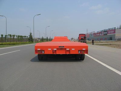 Weiteng  BWG9403 Low flatbed semi-trailer