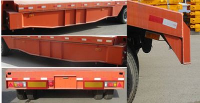 Weiteng  BWG9403 Low flatbed semi-trailer