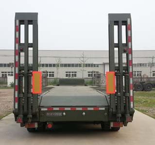 Wuyue  TAZ9400TDP Low flatbed semi-trailer