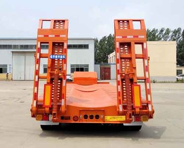 Brilliant Business Car DHH9371TDP Low flatbed semi-trailer