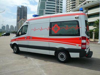 Guangtong Automobile GTQ5040XJH ambulance