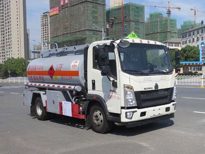 New Dongri  YZR5097GJYZ6 Refueling truck