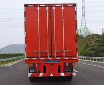 Xiongfeng  SP9160XXY Box transport semi-trailer